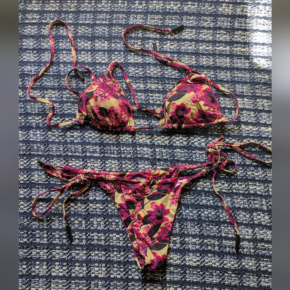 Flag Nor Fail Floral Bikini - Pink and Cream
